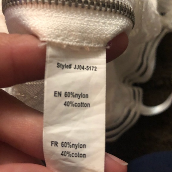 🎈2/20$🎈White mesh crop top - Picture 4 of 6